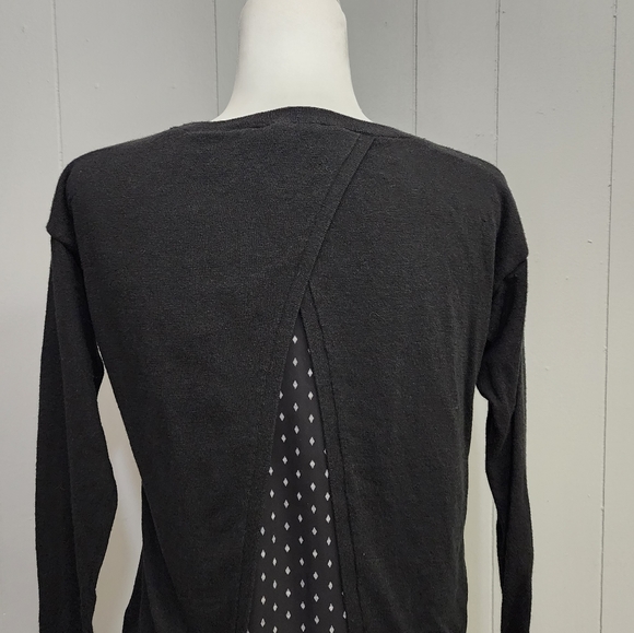 4/25$ Loft Anna Taylor Long Sleeve Split Back Fabric Blouse 👚 - Picture 2 of 9
